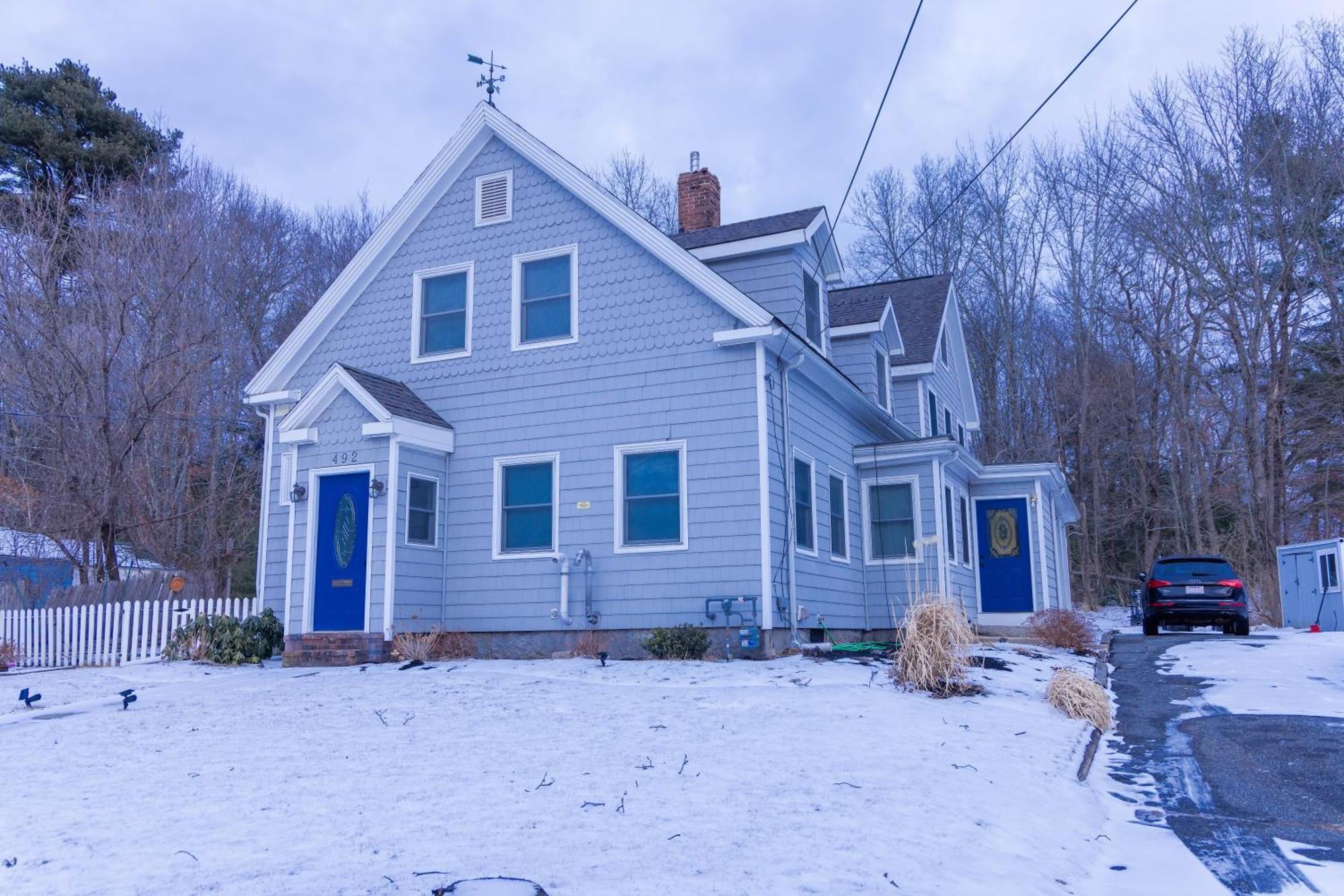 Apartment Modern Luxury With Fireplace & Game-room Brockton