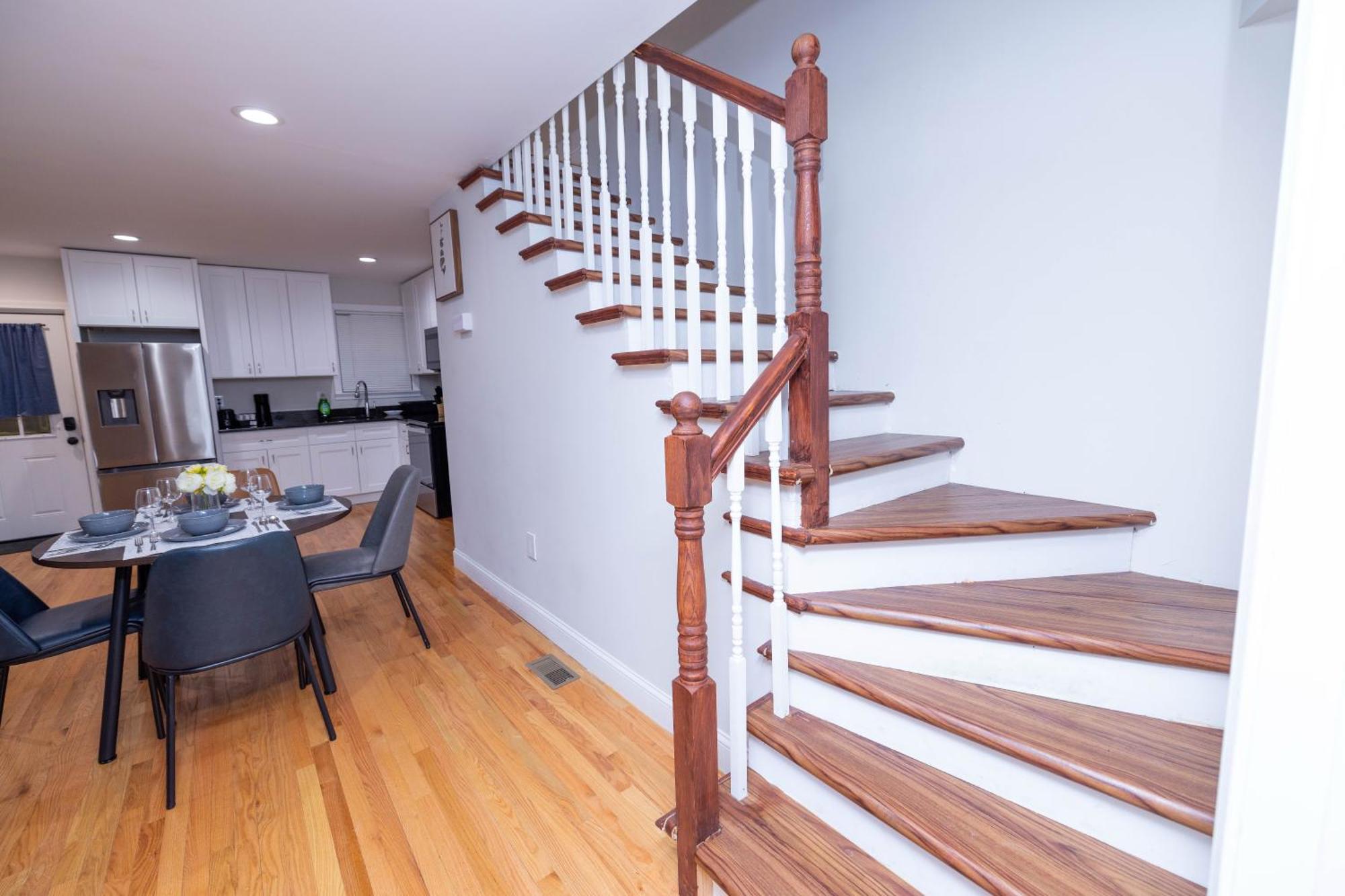 Modern Luxury With Fireplace & Game-room Apartment Brockton